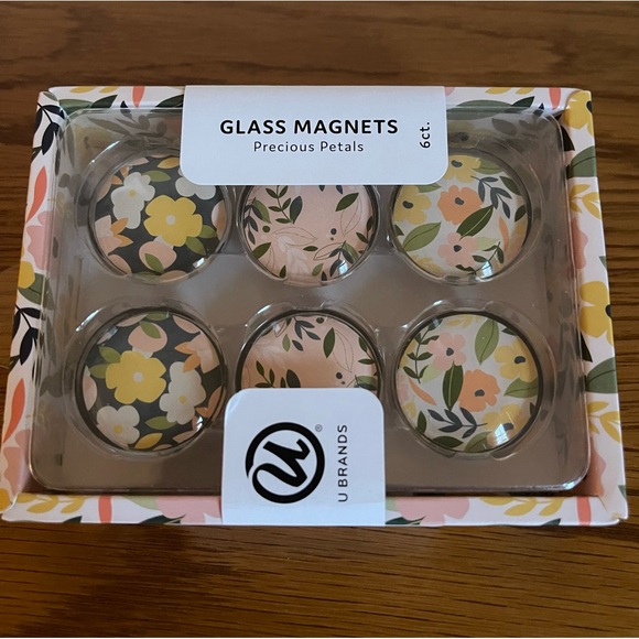 U Brands Other - U Brands Floral Glass Magnets